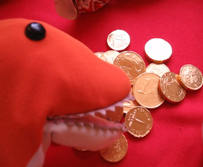 Dino counting chocolate money