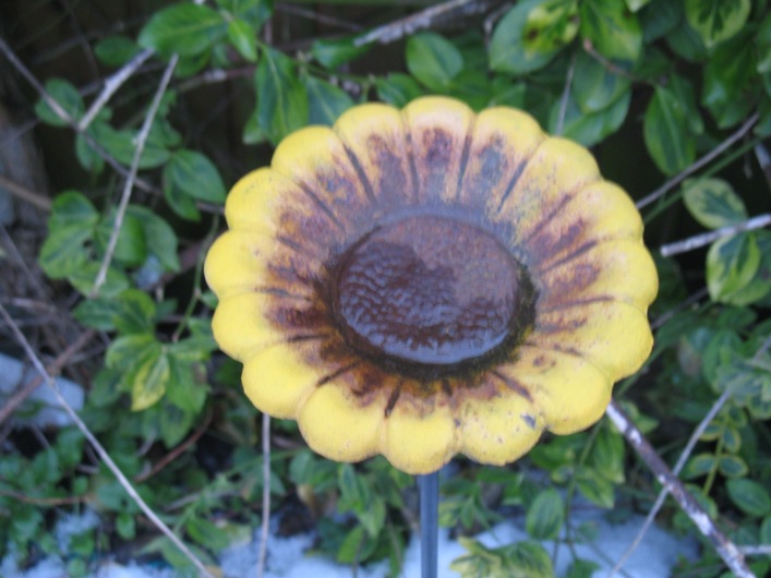 Iron sunflower ornament