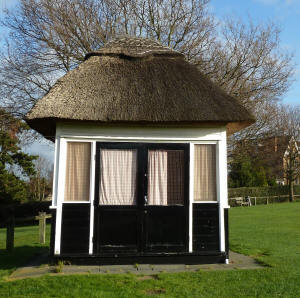 Sevenoaks Vine Cricket Club thatched hut
