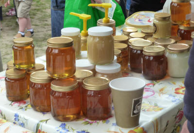 Pots of honey