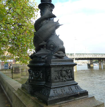 Embankment - dolphins on lamp post