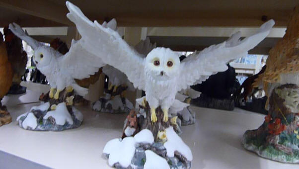 Ornament - Snowy Owl flying