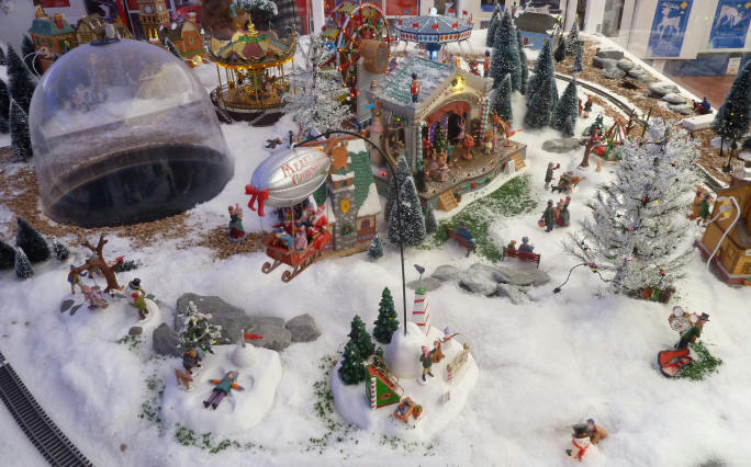 Christmas decorations - snowy village scenes