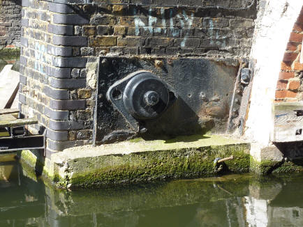 Commercial Road Lock rope pulley