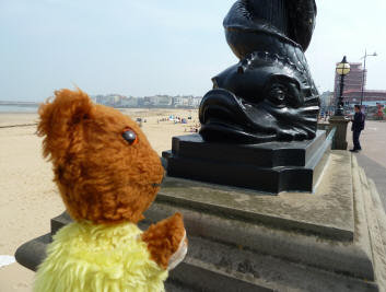 Margate - dolphin lamppost