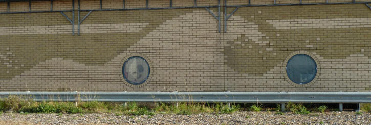 Whitstable - Brick wall wave pattern