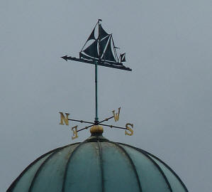 Wind vane on supermarket, Erith