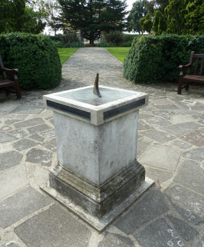 Danson Park sundial