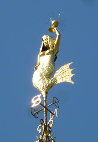 Fountain weathervane