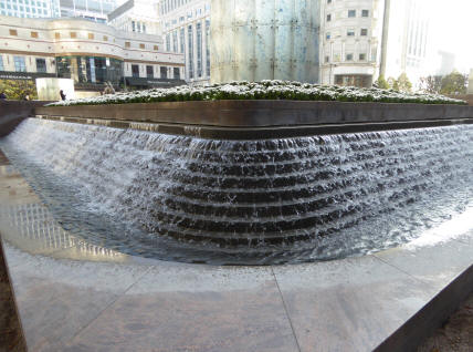 Stepped water cascade