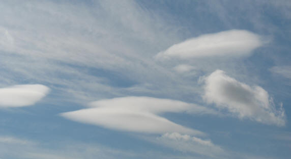 Feather clouds